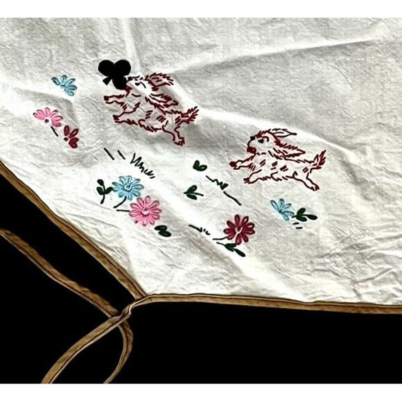 Vintage Dog Embroidered Card Table Cover Tablecloth Bridge Tie Corners Suits - Picture 6 of 8